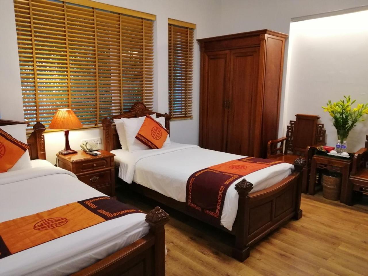 Phoenix Palace Hotel Hanoi & Spa Exteriör bild