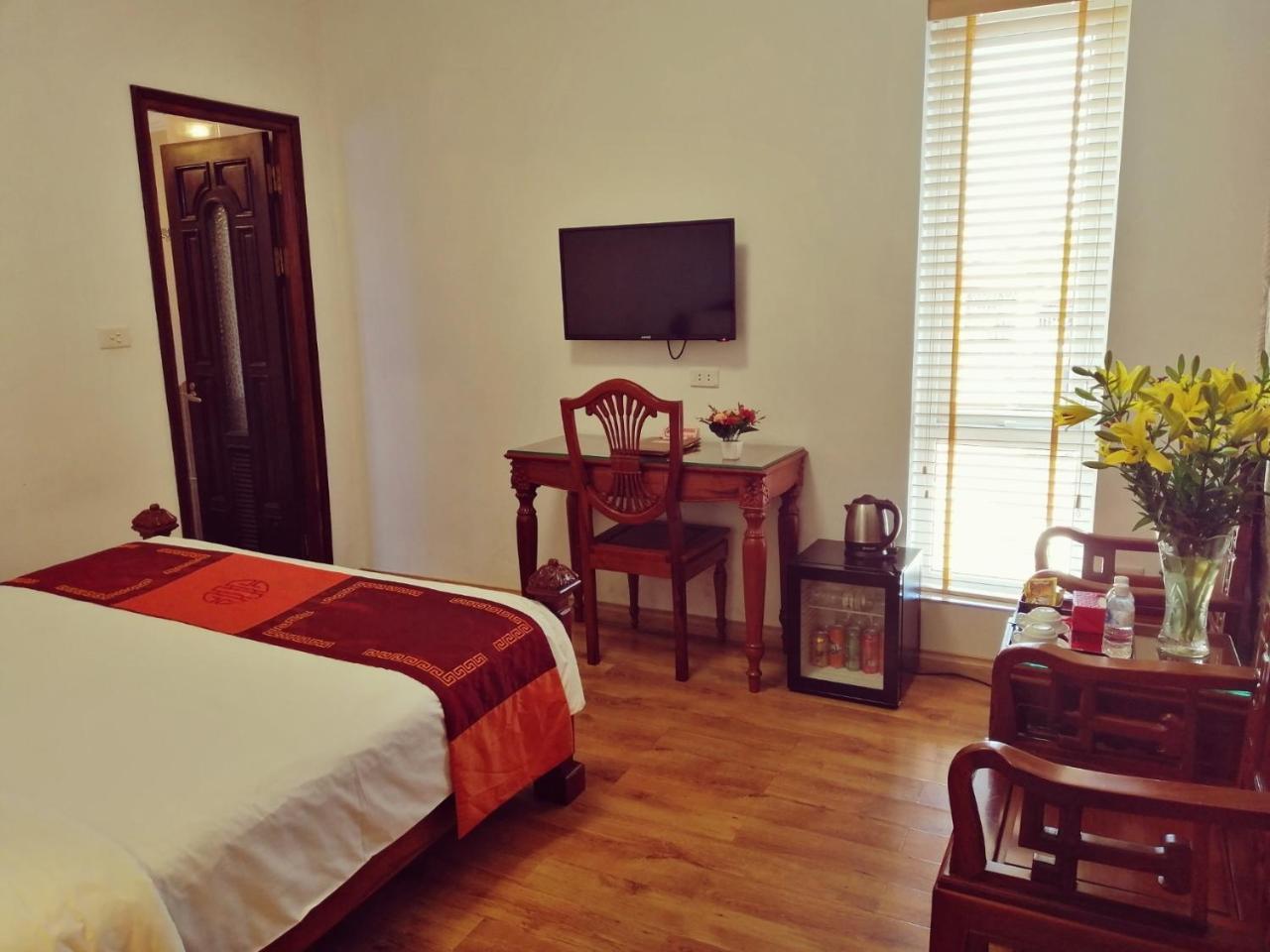 Phoenix Palace Hotel Hanoi & Spa Exteriör bild