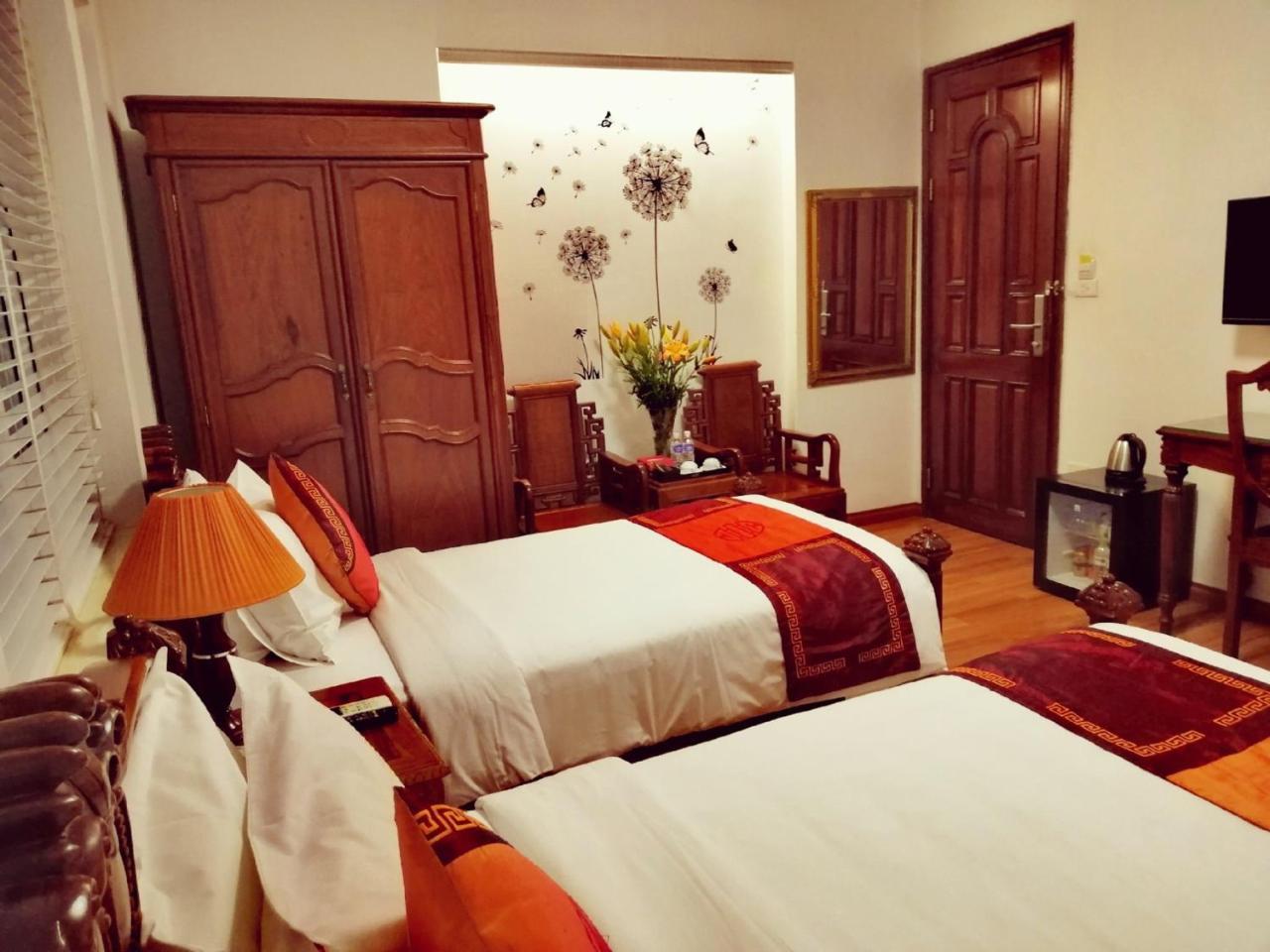 Phoenix Palace Hotel Hanoi & Spa Exteriör bild